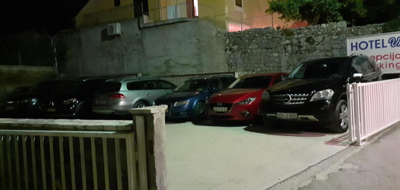 Hotel Viv Trebin Dış mekan fotoğraf